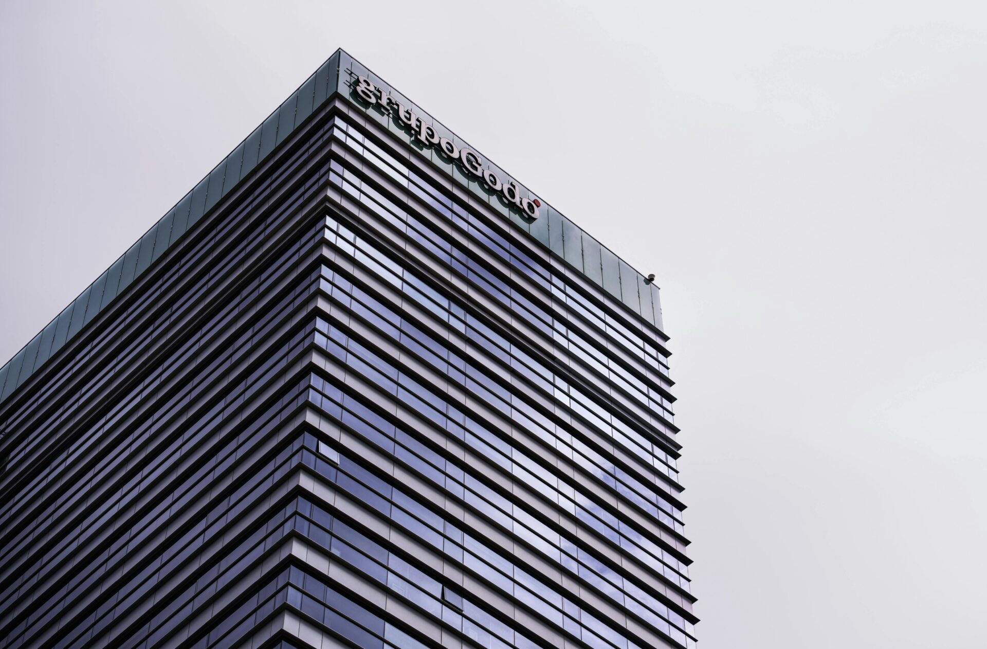 Unternehmensmonolith: Hauptsitz Der Grupo God&Atilde;&sup3;