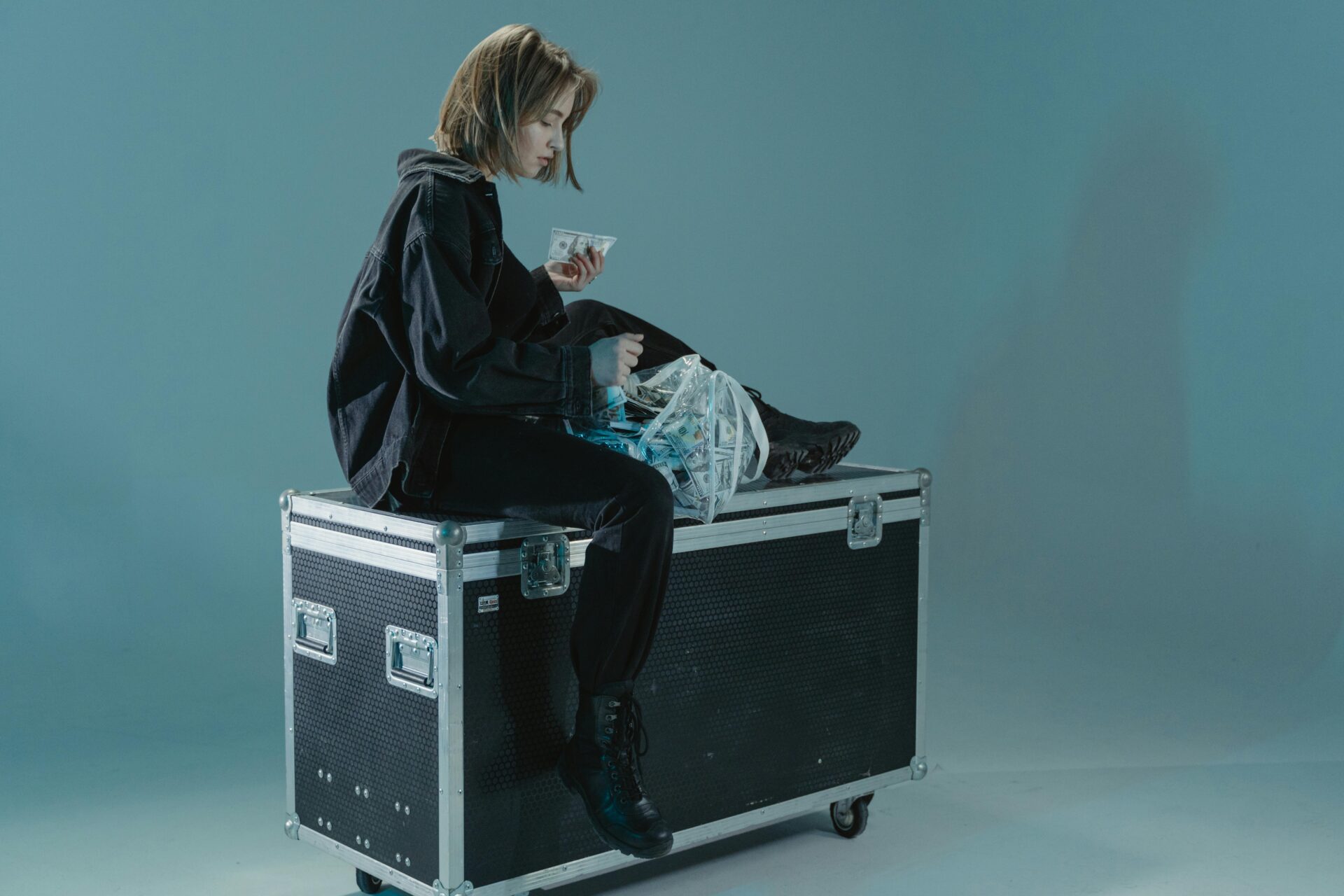 Kostenloses Stock Foto zu #indoor, aufbewahrungskiste, banditen